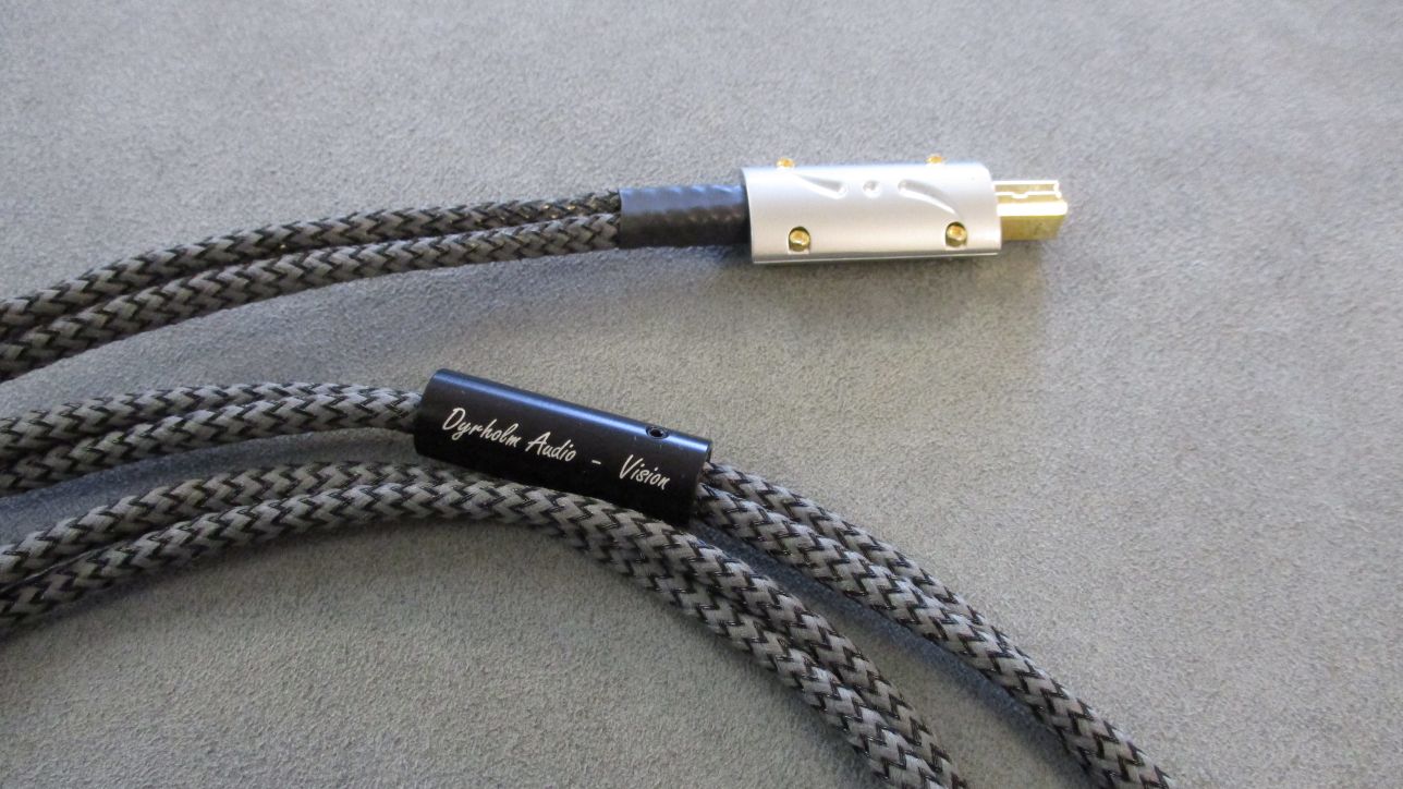 Vision Series USB cable - Image 4